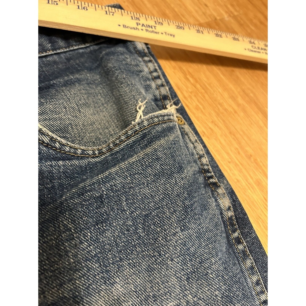 Men's classic Wrangler Rugged Wear jeans naturally distressed 40 workwear cowboy - Picture 6 of 15